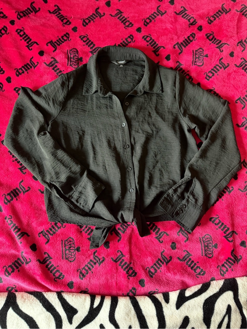 Simply Vera Vera Wang Black Button-Front Tie Hem Shirt